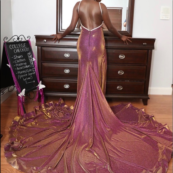 Very cute prom dress